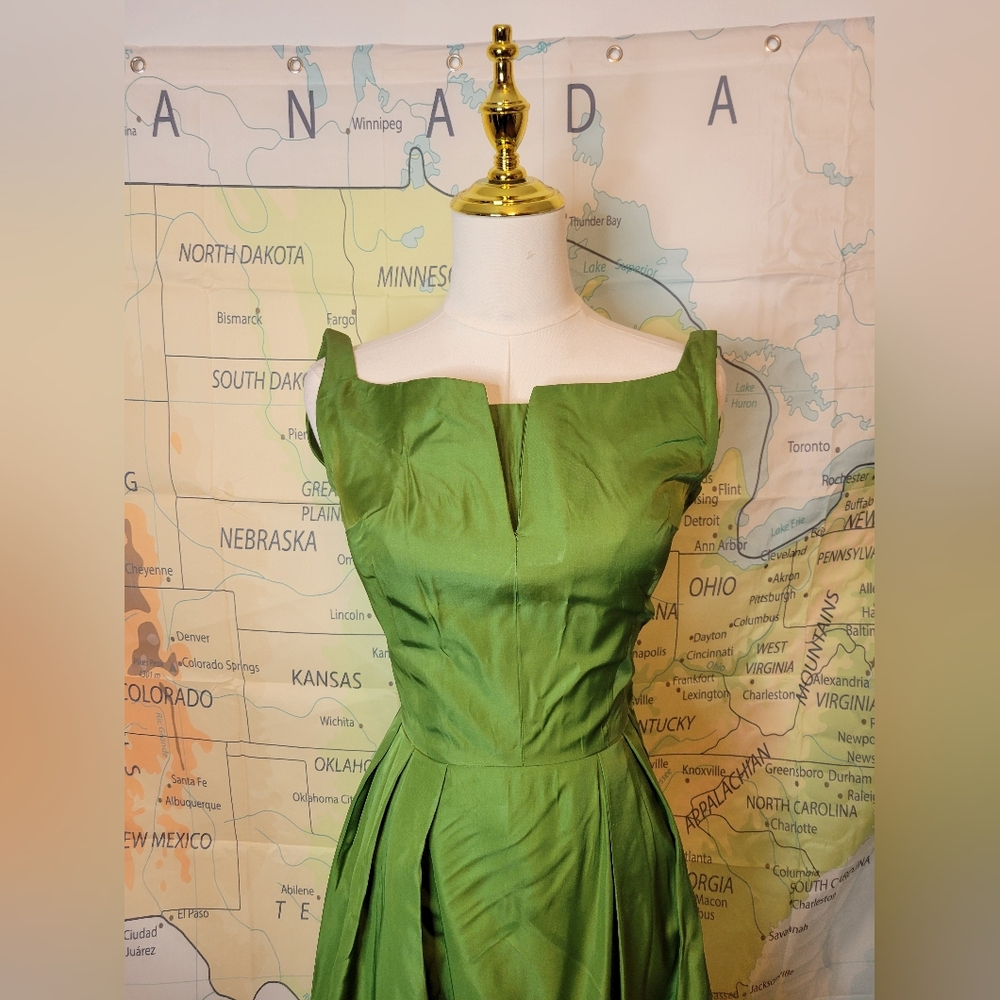 Vintage 1950s Green Evening Gown Womens Formal Full Length Dress - Picture 2 of 16